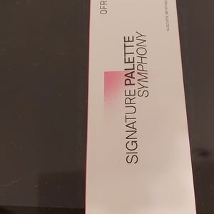 Ofra signature symphony palette